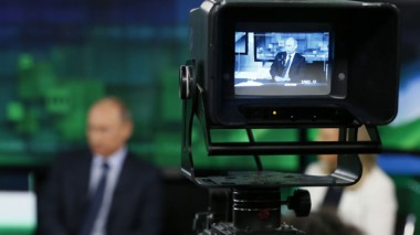 بوتين يتهم الأمريكيين بالتدخل في شؤون روسيا الداخلية