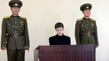 خلال محاكمة الأمريكي في كوريا الشمالية